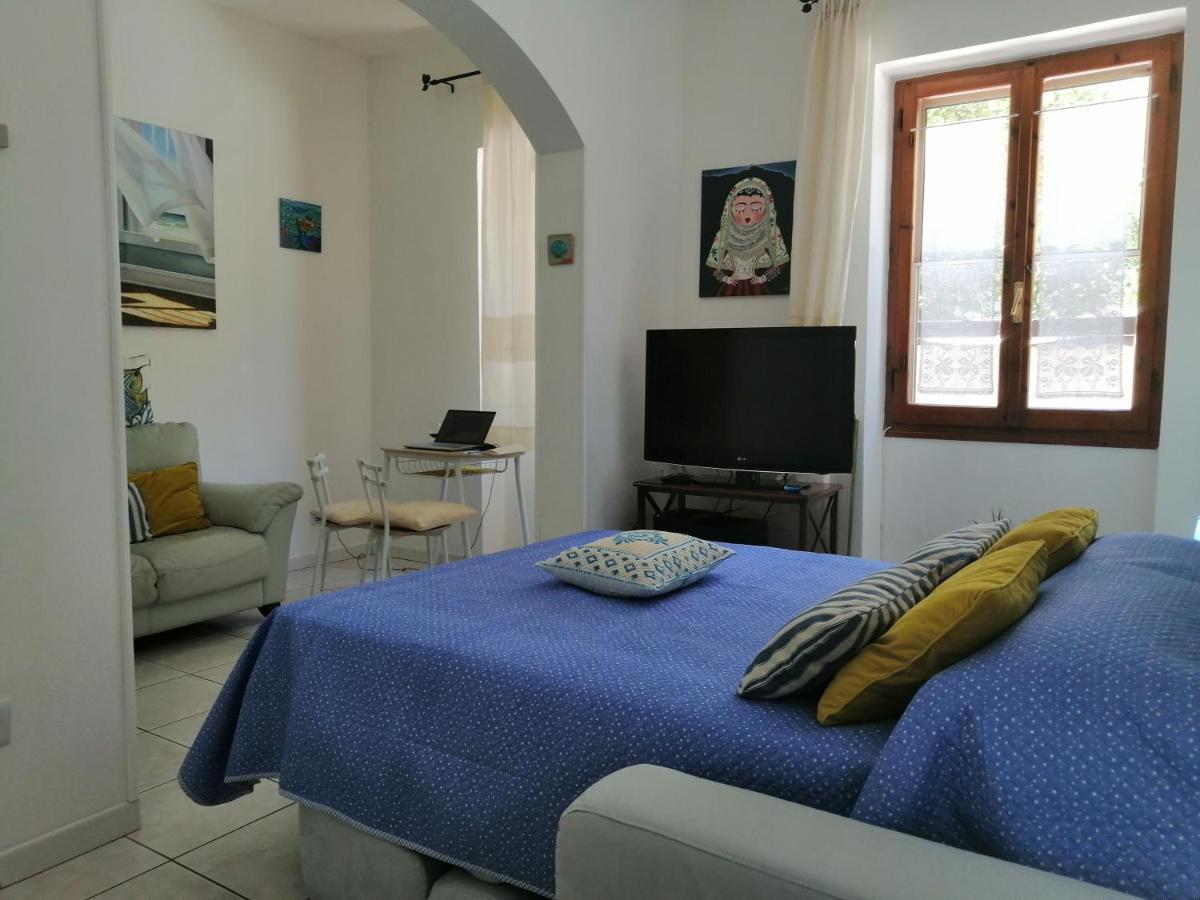 Le Peonie Guest House Alghero Esterno foto
